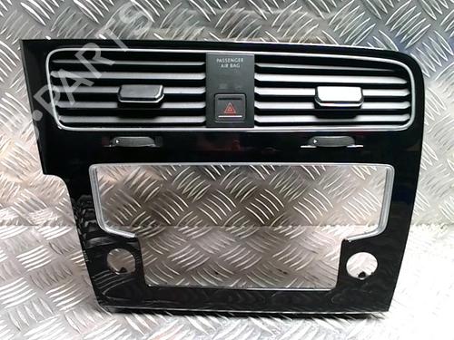 Used Air vent VW GOLF VII (5G1, BQ1, BE1, BE2) 1.6 TDI (110 hp) 31233654