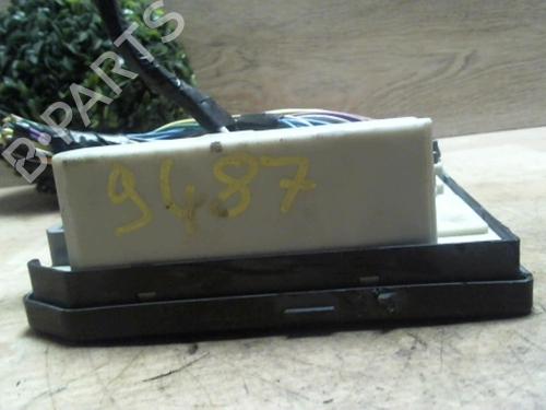 Used Fuse box RENAULT SCÉNIC II (JM0/1_) 1.5 dCi (JM1E, JM16) (106 hp) 31231598