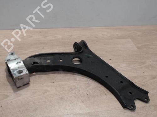 Querlenker rechts vorne VW GOLF PLUS V (5M1, 521) 1.9 TDI | BP29743058M13 