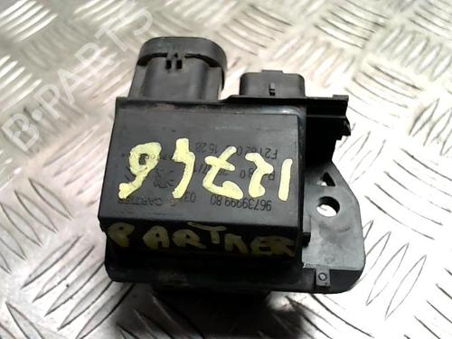Used Heater resistor Heater resistor PEUGEOT PARTNER Box Body/MPV (K9) 1.6 BlueHDI 100 (99 hp) 36041786 36041786