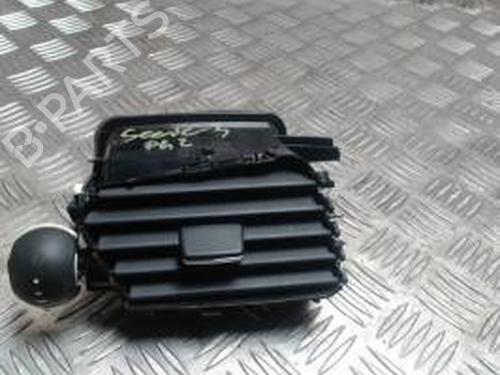 Used Air vent RENAULT GRAND SCÉNIC III (JZ0/1_) 1.6 dCi (JZ00, JZ12) (130 hp) 30532370