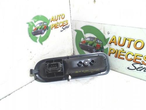 Right front window switch RENAULT TWINGO II (CN0_) 1.2 16V (CN0K, CN0V, CN0A) | BP25399470I26 