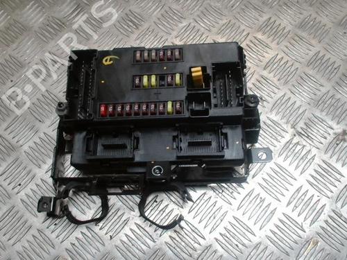 Used Fuse box PEUGEOT BOXER Van 2.2 HDi 110 (110 hp) 30530429