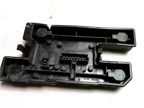 Used Licence plate light RENAULT CLIO I (B/C57_, 5/357_) 1.2 (5/357Y, 5/357K) (58 hp) 27864419