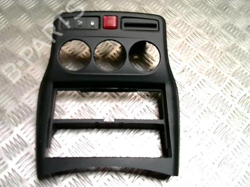 middle-console-citroen-c3-picasso-sh_-2008-32846280 main image