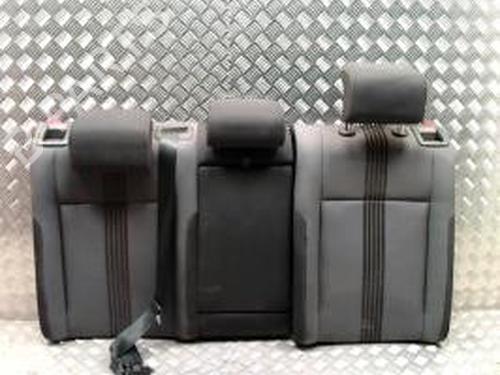 Used Rear seat VW GOLF VII (5G1, BQ1, BE1, BE2) 1.6 TDI (110 hp) 30529937