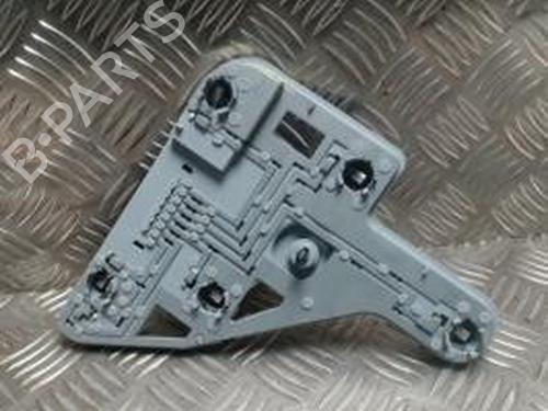 Used Licence plate light MERCEDES-BENZ C-CLASS (W203) C 180 Kompressor (203.046) (143 hp) 30652178