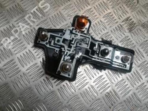 Éclairage de plaque d'immatriculation VW TOURAN (1T1, 1T2) 1.9 TDI (100 hp) 30592981