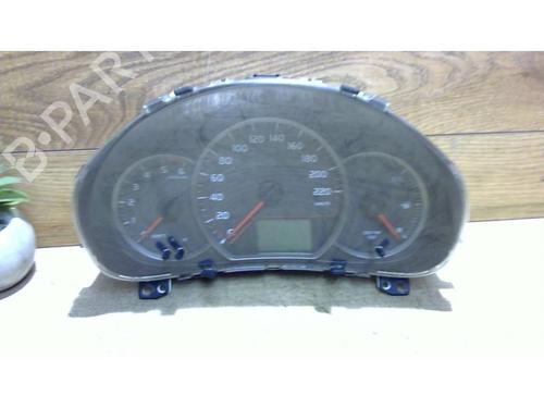 Used Instrument cluster TOYOTA YARIS (_P13_) 1.4 D (NLP130_, NLP130) (90 hp) 25402072