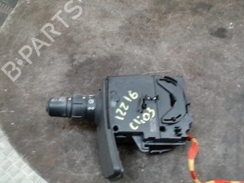 Commutateur Commutateur RENAULT CLIO III (BR0/1, CR0/1) 1.2 16V (BR02, BR0J, BR11, CR02, CR0J, CR11) (75 hp) 33876959 33876959