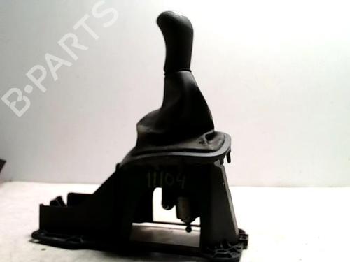 Used Gear lever RENAULT MEGANE III Hatchback (BZ0/1_, B3_) 1.5 dCi (86 hp) 25428243