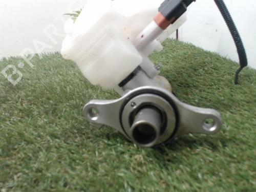 Brake master cylinder PEUGEOT 208 I (CA_, CC_) 1.6 HDi / BlueHDi 75 | BP25415449M77 