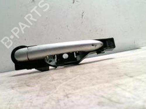 Used Front right exterior door handle RENAULT CLIO III (BR0/1, CR0/1) 1.5 dCi (BR17, CR17) (86 hp) 25423872
