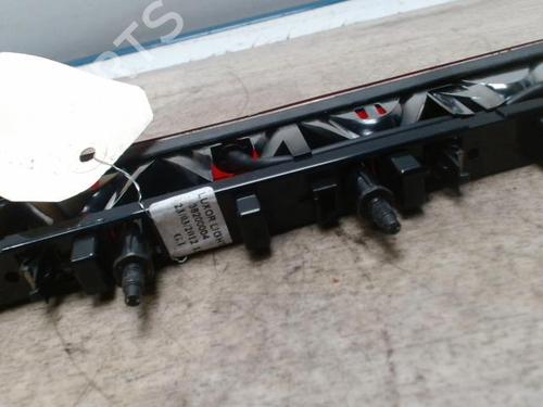 Used Third brake light PEUGEOT 206+ (2L_, 2M_) 1.4 i (73 hp) 28012433