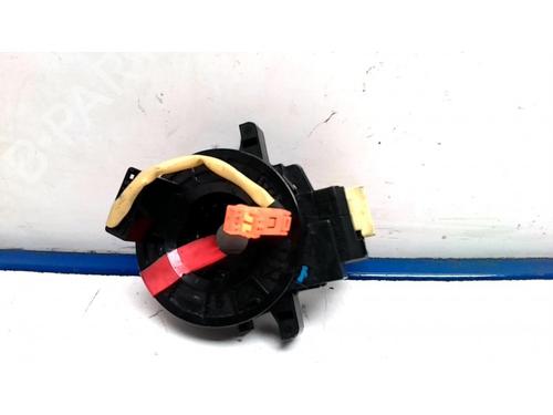 Kontaktrulle Airbag TOYOTA YARIS (_P9_) 1.4 D-4D (NLP90_, NLP90R) (90 hp) 25418171