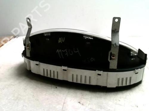 Cockpit KIA SORENTO I (JC) 2.5 CRDi 4WD | BP26677014C47 