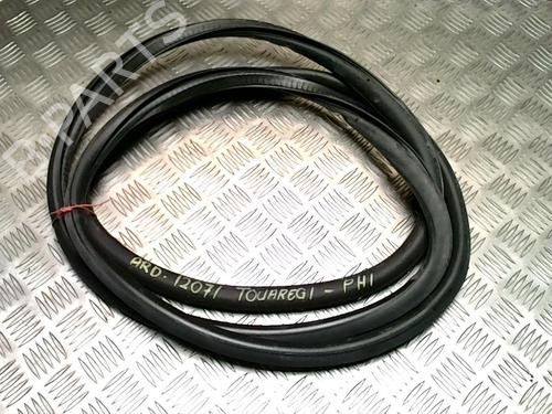 rubber-door-seal-vw-touareg-7la-7l6-7l7-2002-2003-2004-2005-2006-2007-2008-2009-2010-2011-2012-2013-25779382 main image