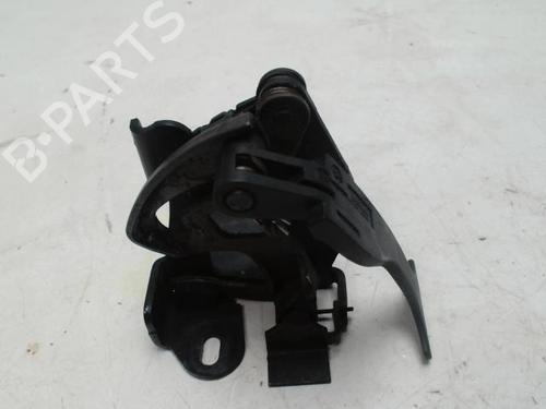 hood-lock-mercedes-benz-c-class-w203-2000-2001-2002-2003-2004-2005-2006-2007-25417812 main image