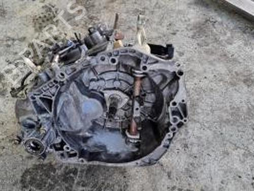 Used Gearbox PEUGEOT 306 Hatchback (7A, 7C, N3, N5) 1.9 DT (90 hp) 25424776
