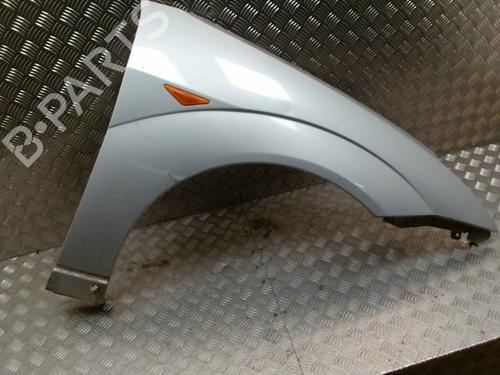 Forskærm Højre FORD FOCUS I (DAW, DBW) 1.6 16V (100 hp) 31236289