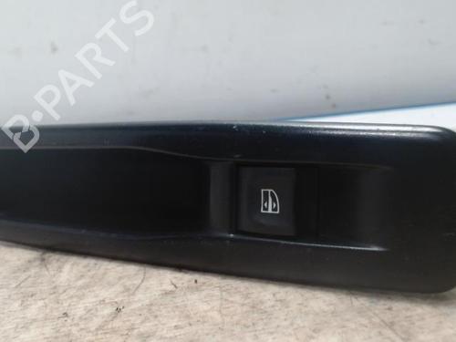 Used Right rear window switch RENAULT GRAND SCÉNIC III (JZ0/1_) 1.9 dCi (JZ0J, JZ0N, JZ1K, JZ1S) (131 hp) 28083213