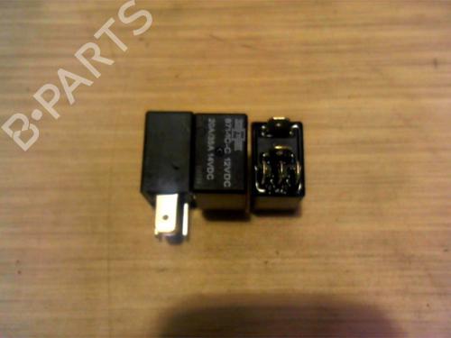Used Electronic sensor TOYOTA YARIS (_P13_) 1.5 Hybrid (NHP130_, NHP130) (101 hp) 25415166
