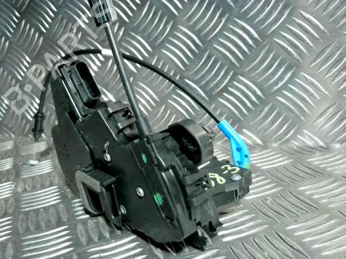 Used Front left lock PEUGEOT 308 III (FB_, FH_, FP_, F3_, FM_) PureTech 130 (FPHNSL, FPHNST) (131 hp) 31239427