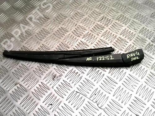 Used Rear windshield wiper arm Rear windshield wiper arm TOYOTA RAV 4 II (_A2_) 2.0 D 4WD (CLA20_, CLA21_, CLA20R, CLA21R) (116 hp) 33466671 33466671