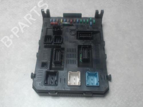 Fuse box PEUGEOT 407 (6D_) 2.0 HDi 135 (6DRHRH, 6DRHRE, 6DRHRG, 6DRHRJ) | BP31229003E1
