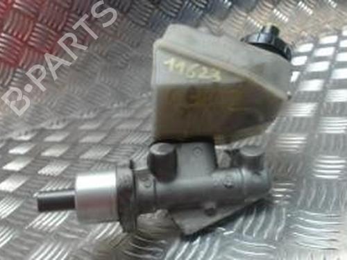 Used Brake master cylinder RENAULT CLIO II (BB_, CB_) 1.2 (BB0A, BB0F, BB10, BB1K, BB28, BB2D, BB2H, CB0A,... (58 hp) 25429446