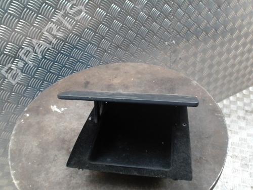 Used Cup/Object holder Cup/Object holder VW TOURAN (1T1, 1T2) 1.9 TDI (90 hp) 33876958 33876958