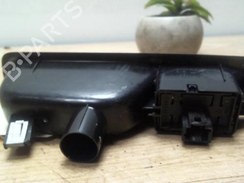 Højre bagtil elrude kontakt RENAULT GRAND SCÉNIC III (JZ0/1_) 1.5 dCi (JZ09, JZ0D, JZ10, JZ14, JZ1G, JZ29, JZ2C) (110 hp) 31230355