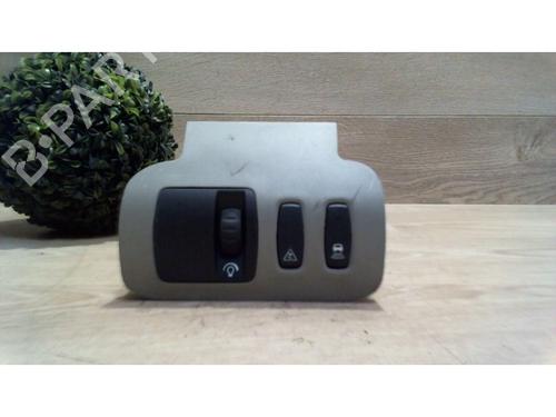 Used Switch RENAULT SCÉNIC II (JM0/1_) 2.0 (JM05, JM0U, JM1N, JM1U, JM2V) (135 hp) 25383876