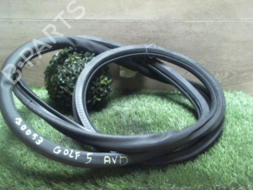 Used Rubber door seal VW GOLF V (1K1) 1.9 TDI (105 hp) 31233472