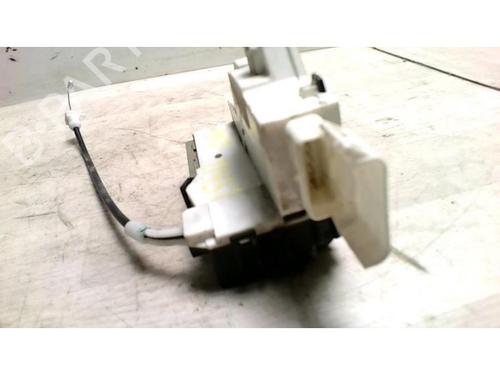 Front right lock PEUGEOT 407 (6D_) 2.0 HDi 135 (6DRHRH, 6DRHRE, 6DRHRG, 6DRHRJ) | BP25422589C97 
