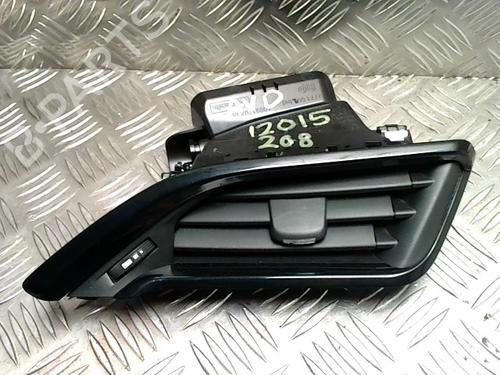 Used Air vent PEUGEOT 208 I (CA_, CC_) 1.2 VTI 82 (82 hp) 31237177