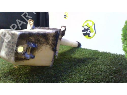 Used Windscreen washer tank HYUNDAI SANTA FÉ I (SM) 2.0 CRDi 4x4 (113 hp) 25395905