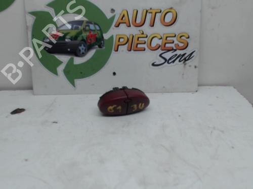 Bouton de warning PEUGEOT 206 Hatchback (2A/C) 1.4 i (75 hp) 25397934