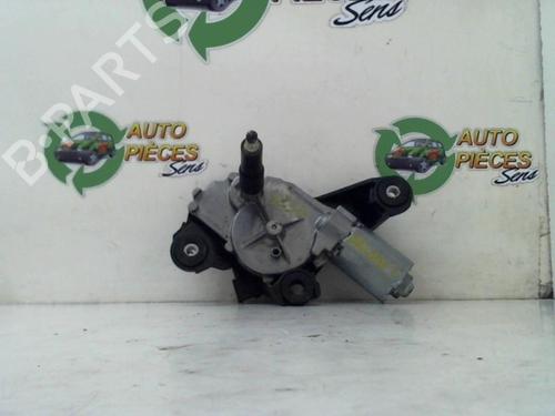 Used Rear wiper motor RENAULT MEGANE III Grandtour (KZ0/1) 1.5 dCi (KZ09, KZ0D, KZ1G, KZ29, KZ14, KZ1W, KZ10, KZ1F,... (110 hp) 25400695