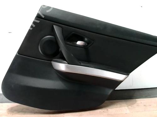 Bageste højre beklædning BMW 3 Touring (E91) 318 d (122 hp) 31222578