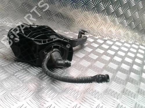 Clutch pedal VW TOURAN (1T3) 1.6 TDI | BP26380652I13 