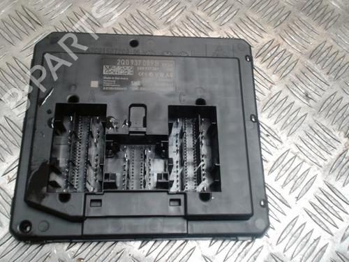 Used Fuse box VW POLO VI (AW1, BZ1, AE1) 1.0 MPi (80 hp) 30531603