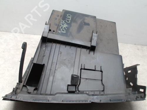 Used Glove box RENAULT CLIO III (BR0/1, CR0/1) 1.5 dCi (C/BR0G, C/BR1G) (68 hp) 28718569