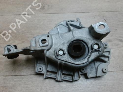 Used Engine mount RENAULT CLIO II (BB_, CB_) 1.2 (BB0A, BB0F, BB10, BB1K, BB28, BB2D, BB2H, CB0A,... (58 hp) 31237773