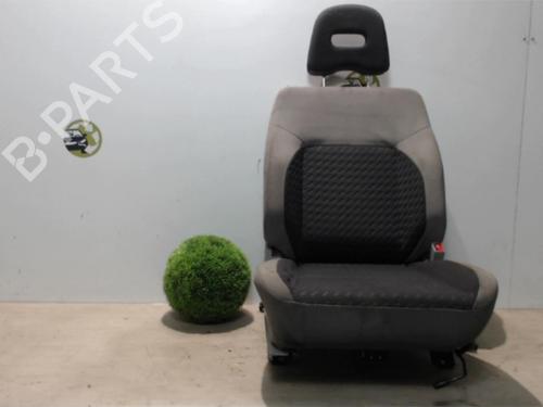 Used Right front seat NISSAN X-TRAIL I (T30) 2.2 dCi 4x4 (136 hp) 25391583