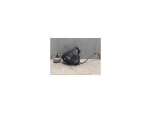 Højre bremsekaliber foran AUDI A3 (8L1) 1.8 T (150 hp) 25415928