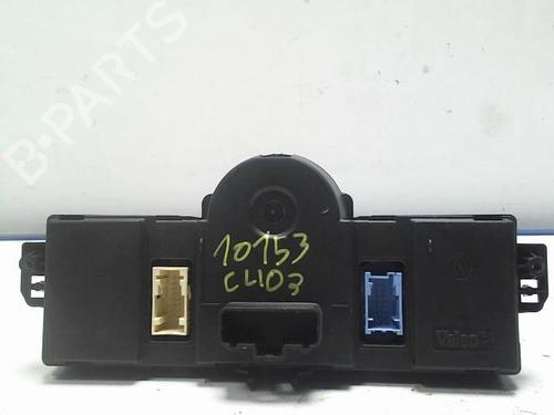 Used Climate control RENAULT CLIO III (BR0/1, CR0/1) 1.5 dCi (BR17, CR17) (86 hp) 31229674