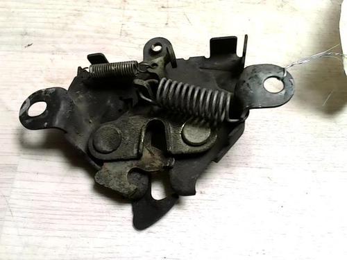 Used Hood lock Hood lock TOYOTA YARIS (_P1_) 1.3 (NCP10, SCP12_) (86 hp) 27541965 27541965