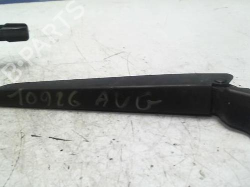Front windshield wiper arm CITROËN C3 Picasso (SH_) 1.4 VTi 95 (SH8FSC, SH8FP0, SH8FP6) | BP28683196C143 