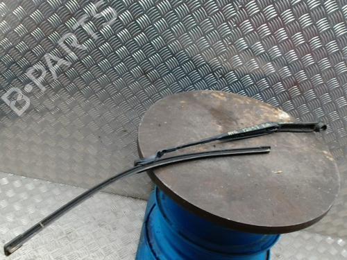 Used Front windshield wiper arm KIA VENGA (YN) 1.6 CRDi 115 (116 hp) 31660869